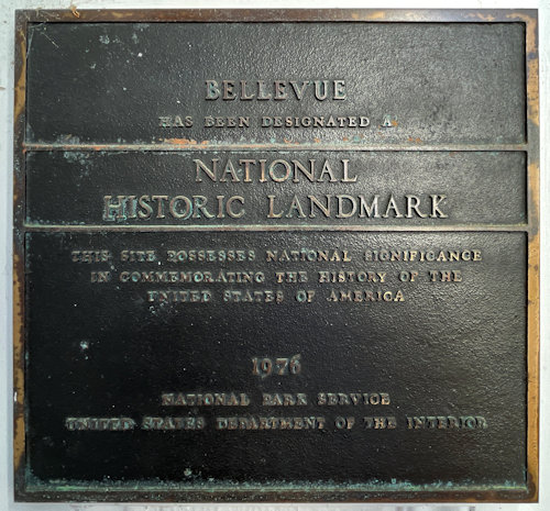 Plaque
